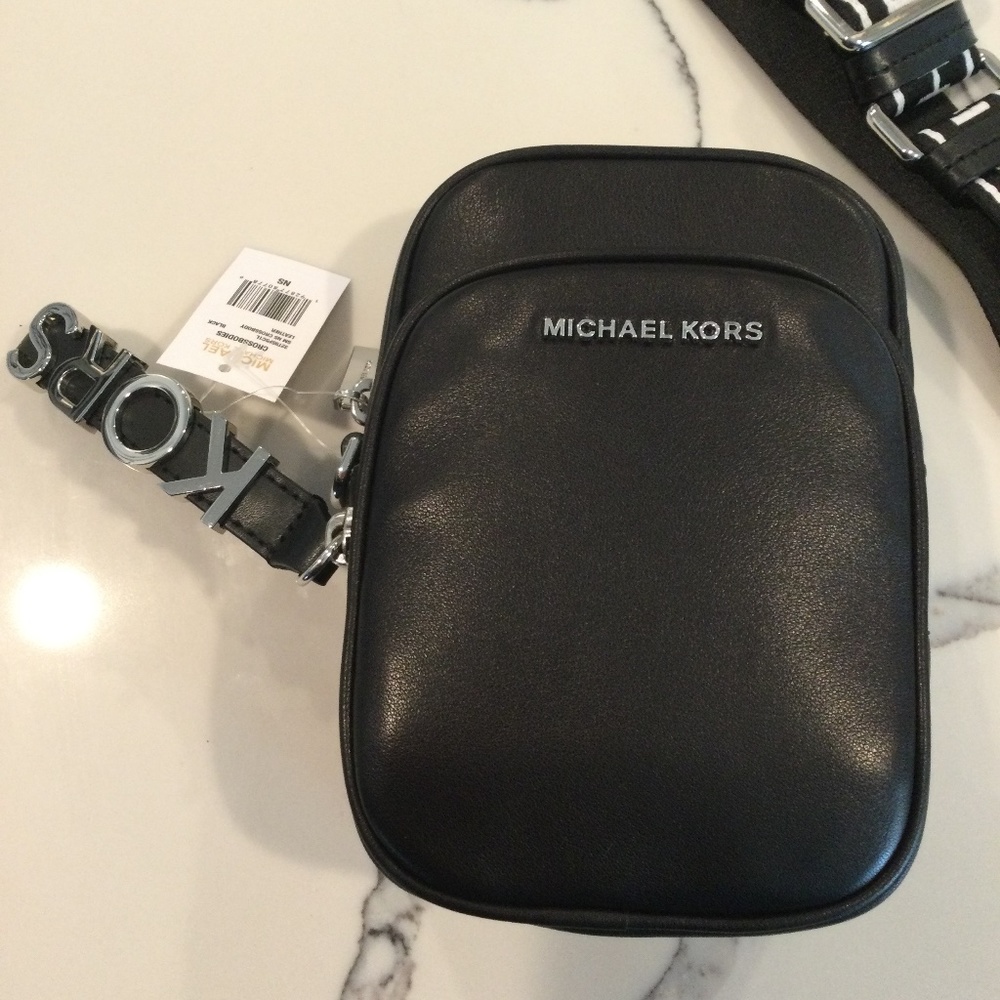 Authentic Micheal Kors crossbody bag